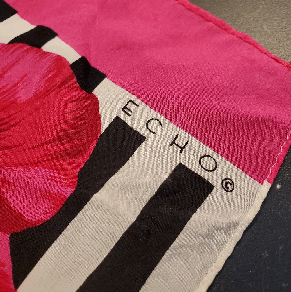 Vintage Echo Floral Silk Scarf. - Picture 3 of 7